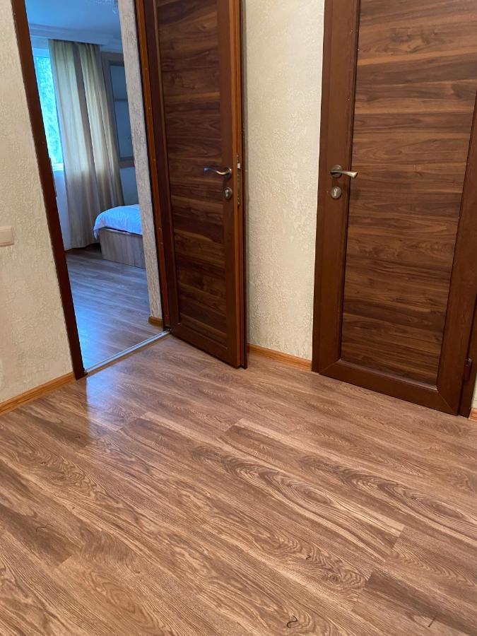 Holiday House Chkonia Hotel Batumi Exterior photo