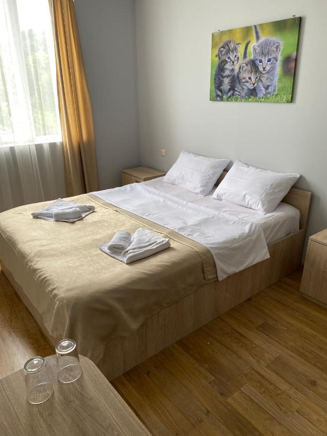 Holiday House Chkonia Hotel Batumi Exterior photo