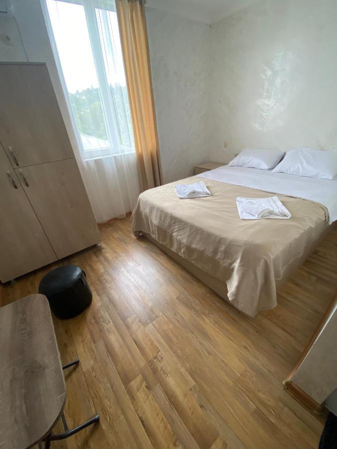 Holiday House Chkonia Hotel Batumi Exterior photo